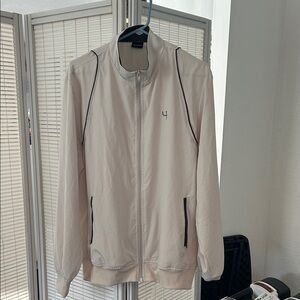 Short Par 4 Mens Beige Windbreaker with Black Details